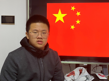 3 何吴越.png