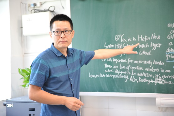 陈昕.JPG