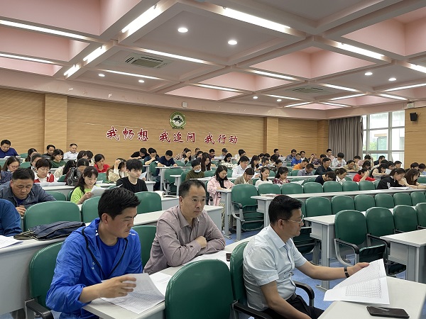 集体.JPG