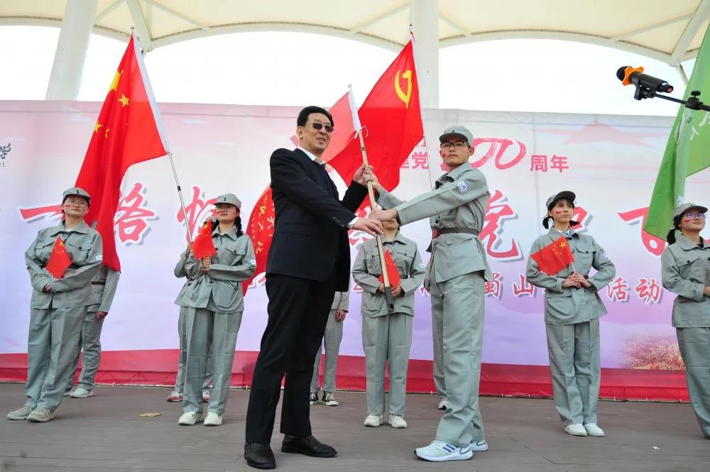 2021 合肥八中蜀山毅行 红歌 党史 2.jpg