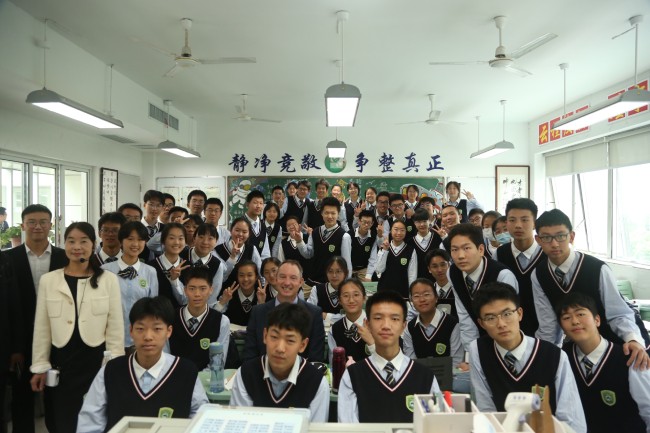 合影.jpg