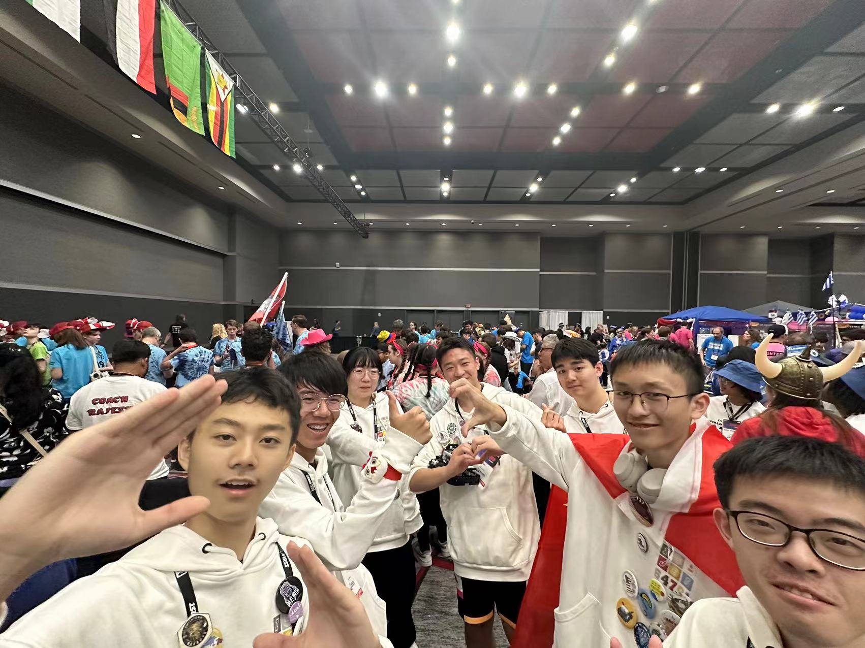 我校荣获2024年世界青少年机器人锦标赛大奖_i.jpg
