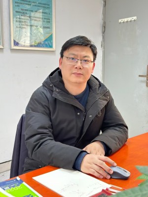 方旭.jpg